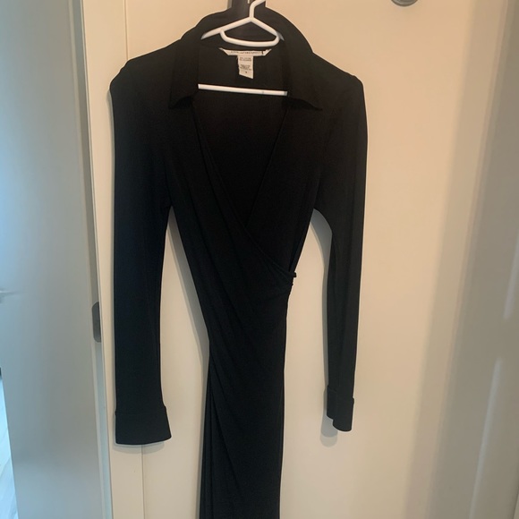 Black Diane Von Furstenberg Wrap Dress Sz 4 - Picture 3 of 9